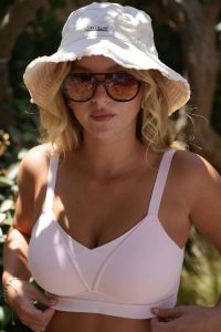 How to Choose the Right Lingerie Supplier for Your Boutique?